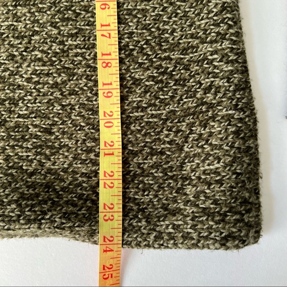 Chunky Knit Green Oversized Sweater - Picture 5 of 5